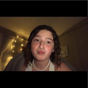 Meet your Posher, Addy